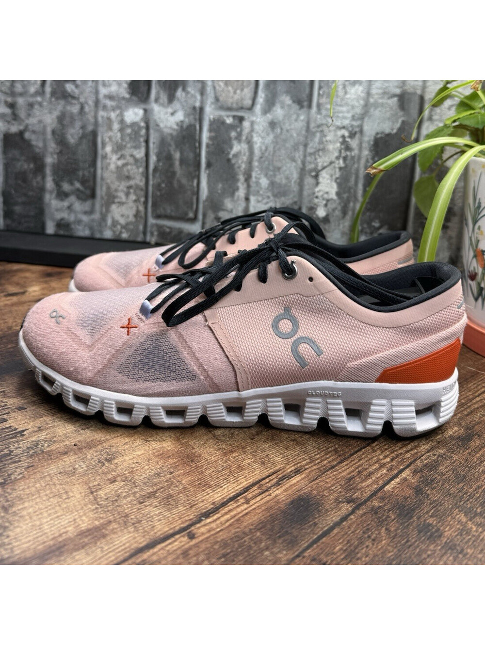 On Cloud X 3 Women’s Rose/Sand Low Top Lace-Up Logo Mesh Rubber 60-98691
